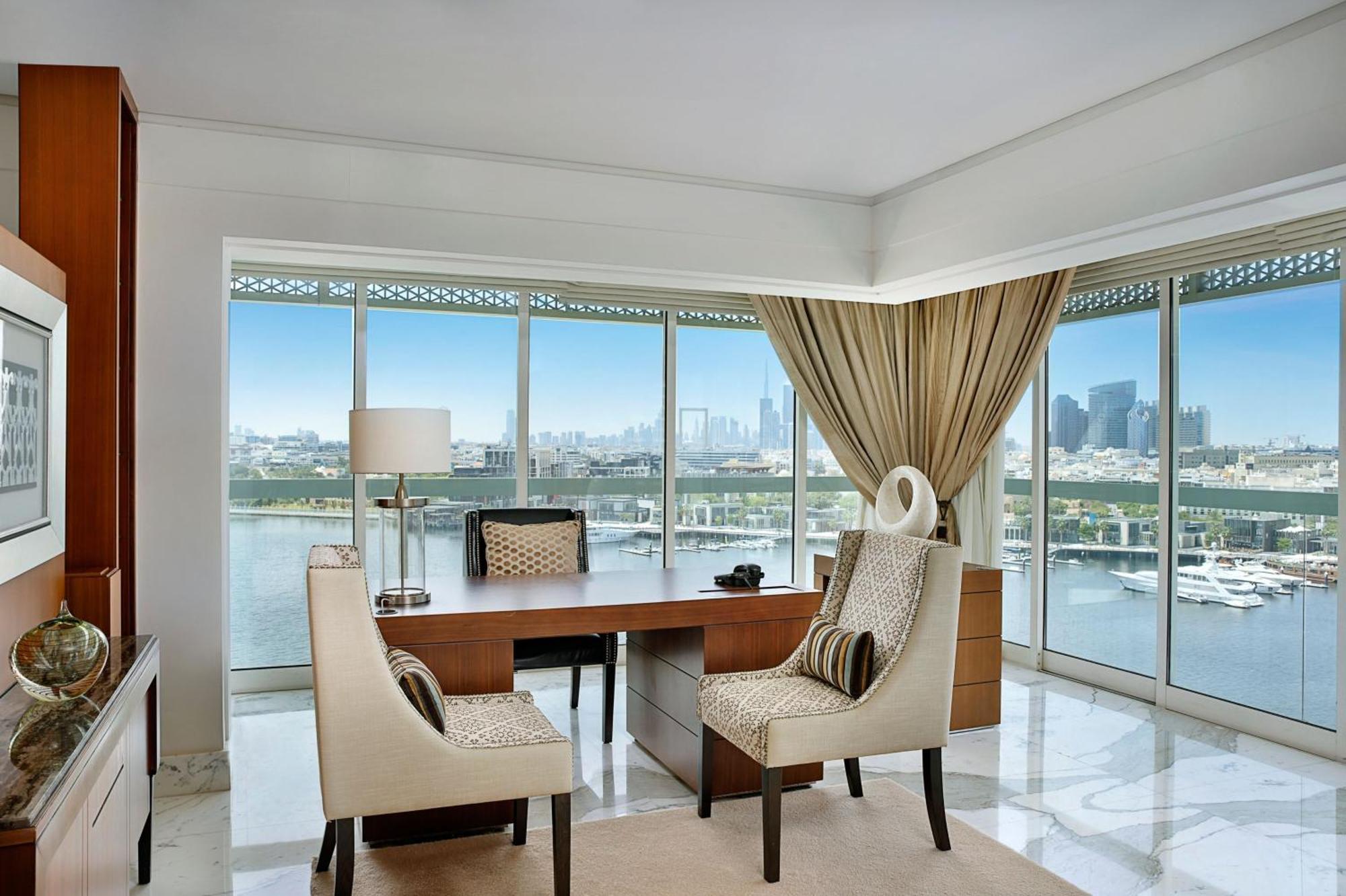Sheraton Dubai Creek Hotel & Towers Eksteriør billede